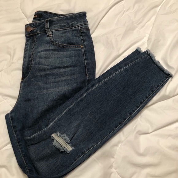 Refuge jeans 👖! - Picture 1 of 4